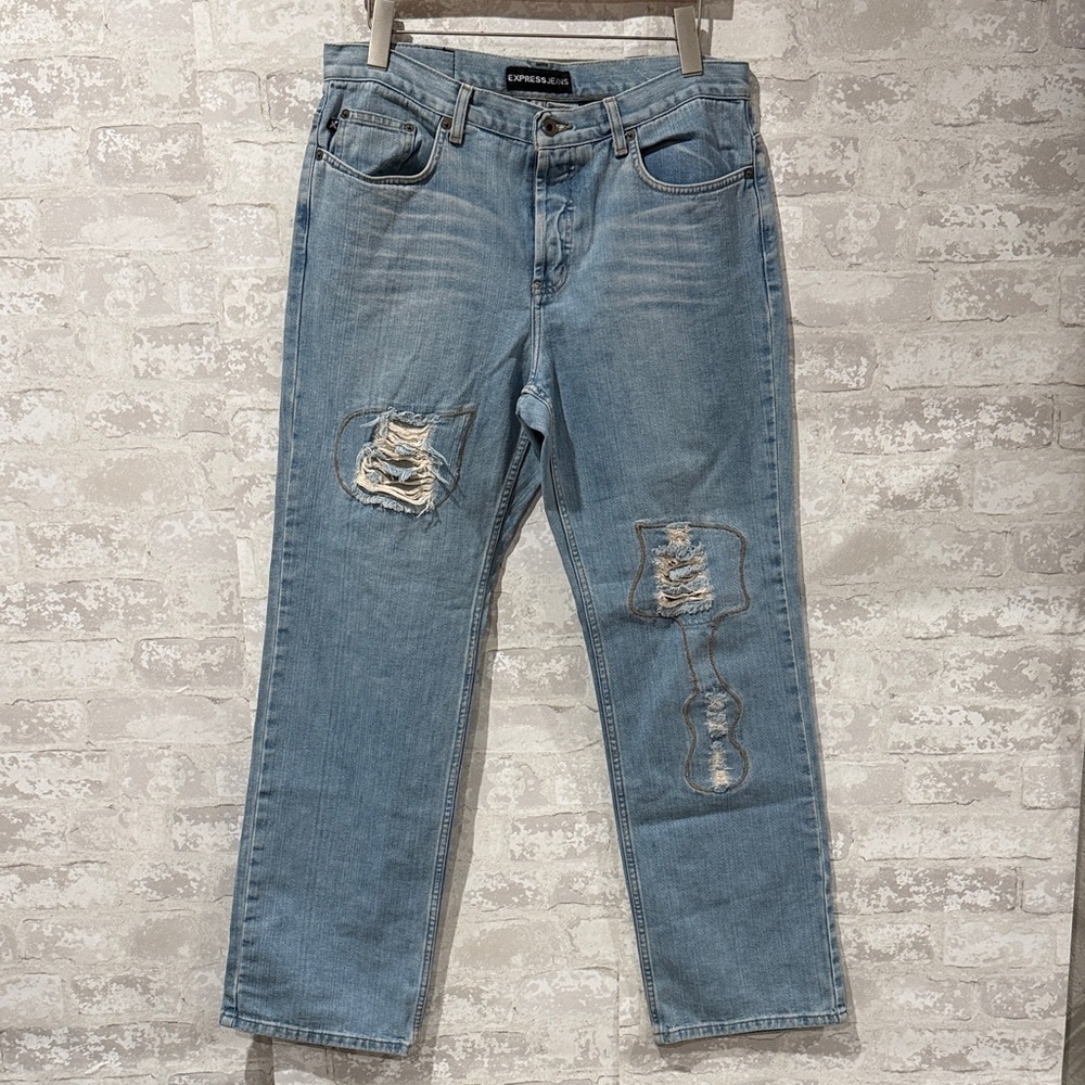 Express Denim&Co women’s Light Blue Relaxed Jeans